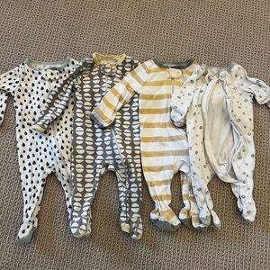 cloud island - 4 pack of 0-3 month onesies, clean & washed-ready for a new baby!
